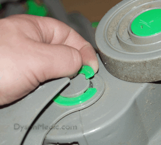 Dyson brush roller change